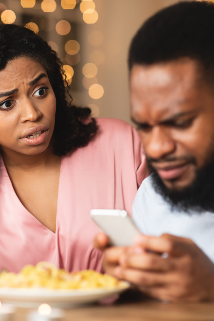 SIGNS YOU ARE A CLINGY GIRLFRIEND