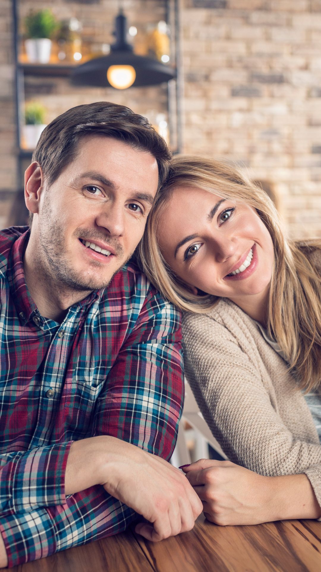 9 Things Women Do When They’re Flirting With You