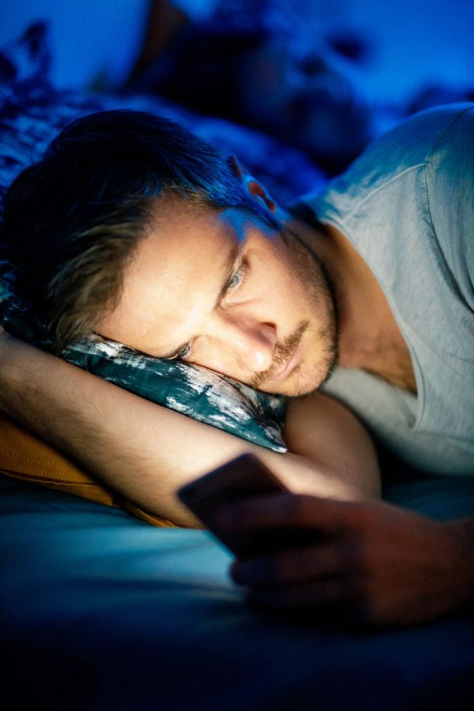 9 Expert Survival Tips for Long-Distance Marriages