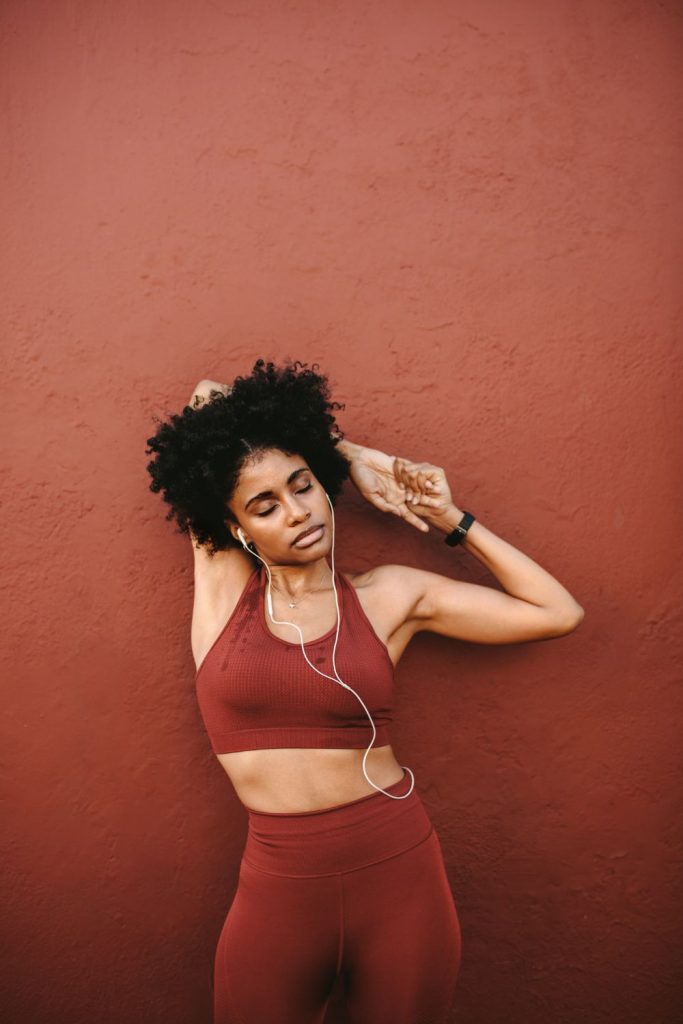 6 Reasons Why Men Like Skinny Women