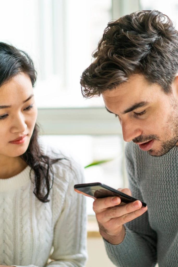 Ways An Innocent Partner Responds When Accused Of Cheating