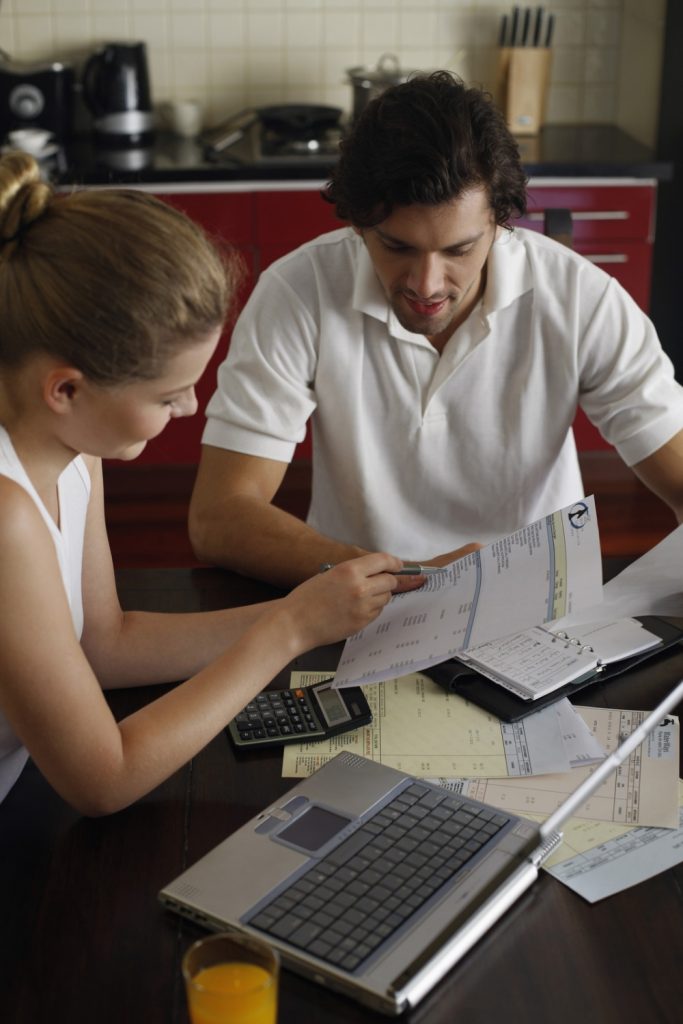 Ways to Handle Different Spending Habits in Marriages