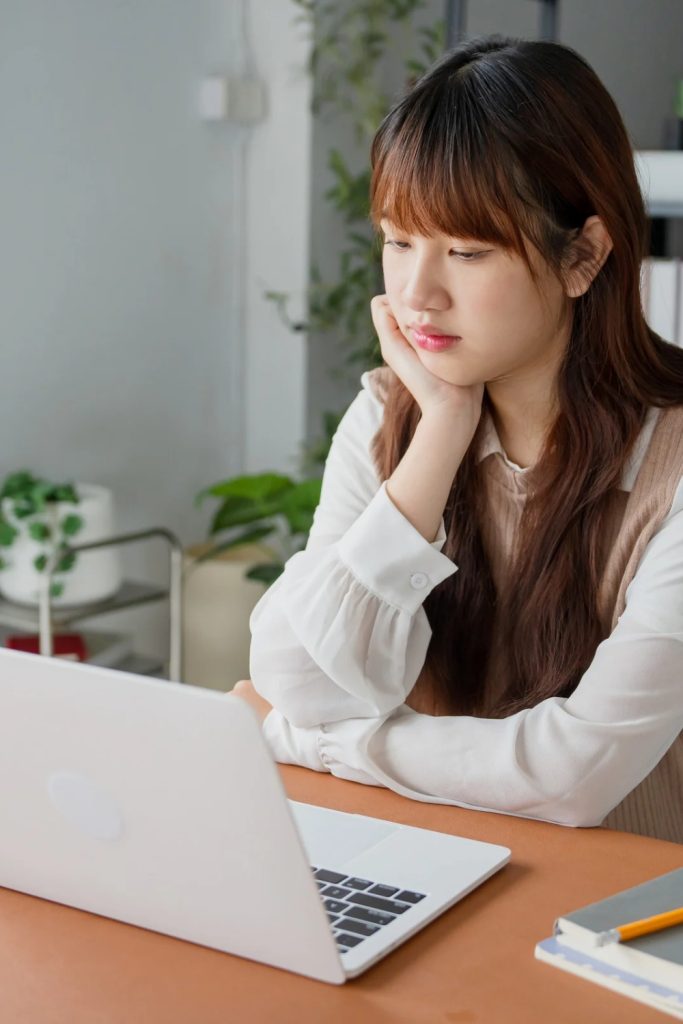 Signs You Are Dating a Romance Scammer
